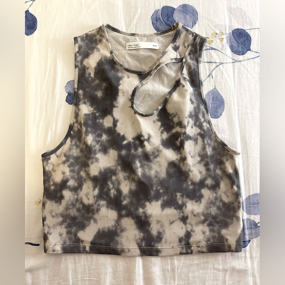 Oak + Fort Cropped Tank With Cut-out - Picture 2 of 3